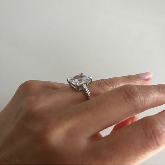 Silver Ring with Clear Stone - Picture 4 of 4